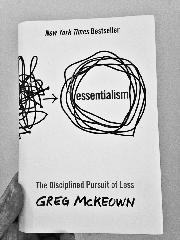 Reseña sobre el libro Essentialism.